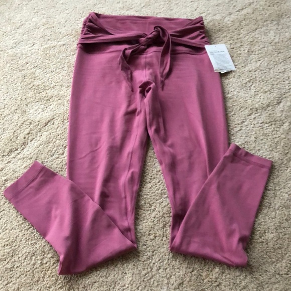 Nwt Lululemon Align Pant 28 Wrap Waist 